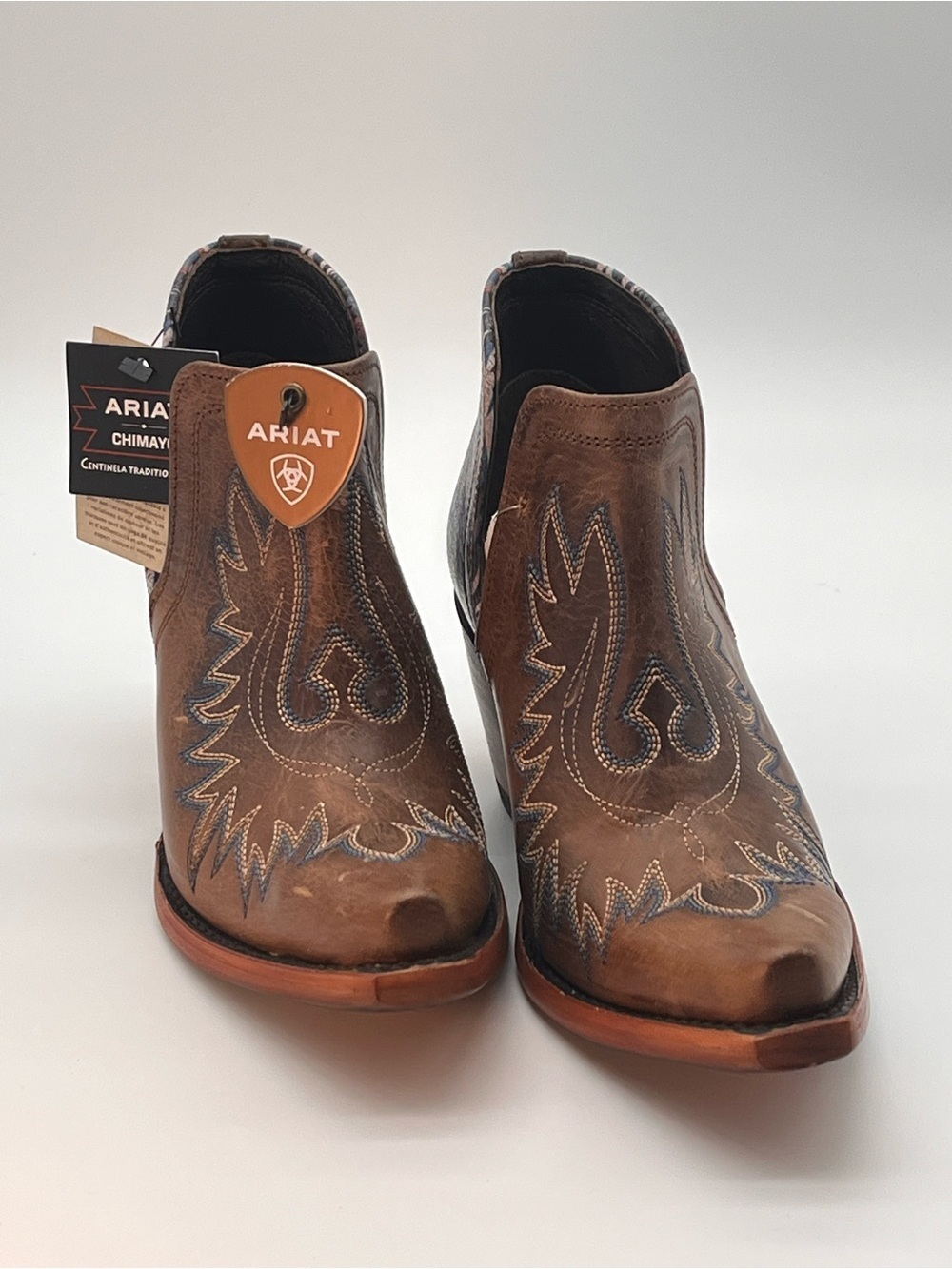 NWT Ariat Womens 6 and 8.5 Dixon Chimayo Brown Leather Western Ankle Cowboy Boot